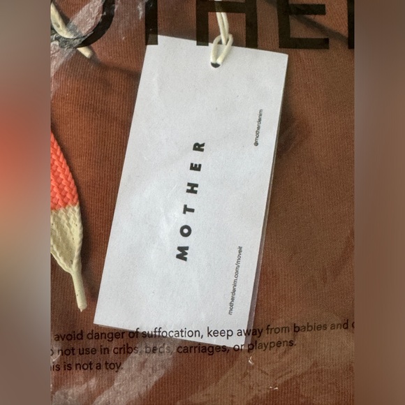 Mother Move It Knock Out Ankle Mocha Bisque Sweatpants Size Small NWT - Picture 4 of 12